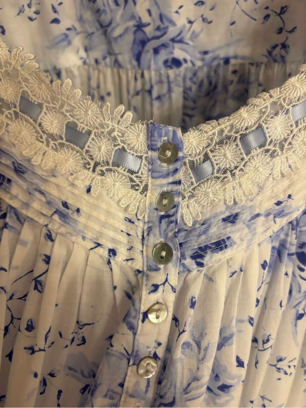 Eileen West Long Sleeve Ballet Nightgown - Picture 4 of 8
